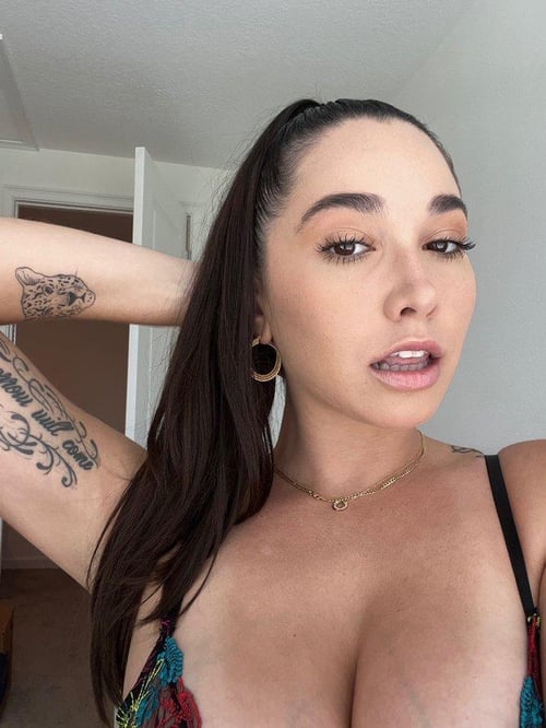 Down to fuck 🍑🍆❤️