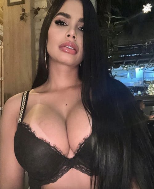 I’m available 💦💦