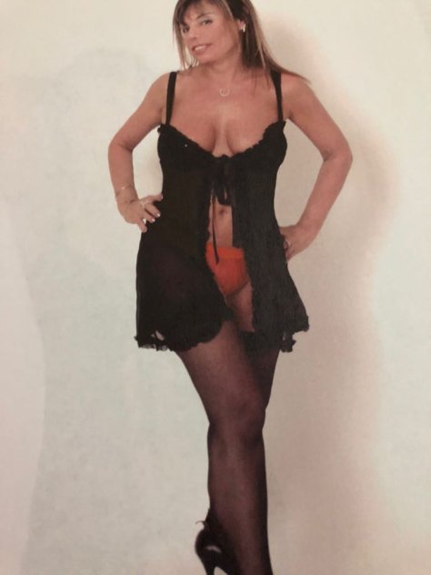 917-275-5586 LAST DAY VISITING!!! busty, mature, experienced.