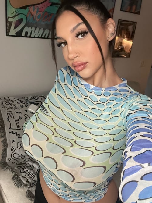 Sweet 🍯 , wet and juicy 🐱 with un-deniable seductive tits can we tit fuck? 🫣
