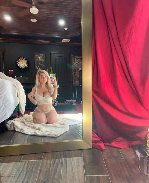 I AM AVAILABLE FOR HOOKUP ๐๐๐คค (929) 866-7400