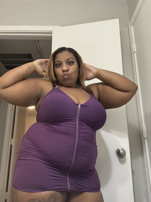 THICK CARAMEL COME SEE ME