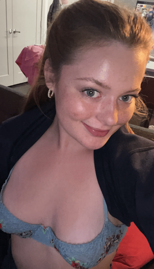 I'm always down to chill, ready for a discreet and no-strings-attached Meet up .