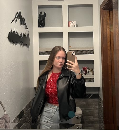 Hot Sexy Girl Available For Meet Up And FaceTime Fun Snapchat Wiju320