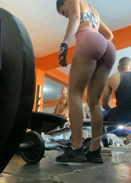 Hola mi amor hablo inglés y español escríbeme soy Carolina