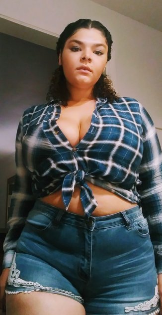 busty curvy big booty beauty~ just visiting~ don't miss out