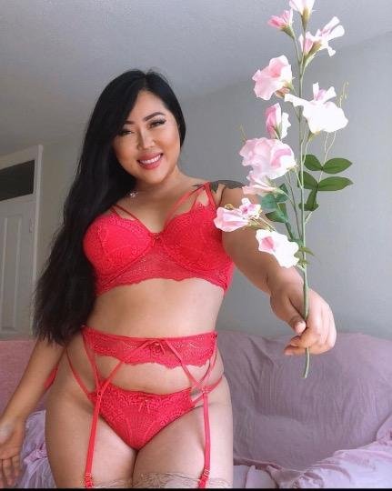 Your New Favorite Asian Bombshell