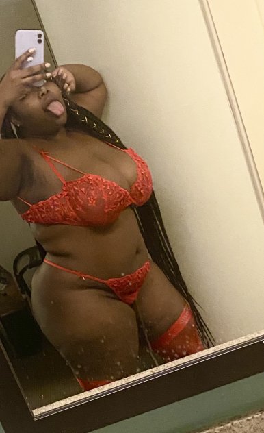 COME GET YOUR CHOCOLATE FIX W/ THE SWEETEST AND WETTEST