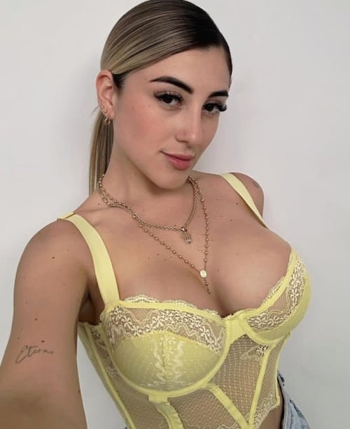 Offers all💦 services😋 include Blow job,👅hand job,😛Six9,doggie,🤪cow gir