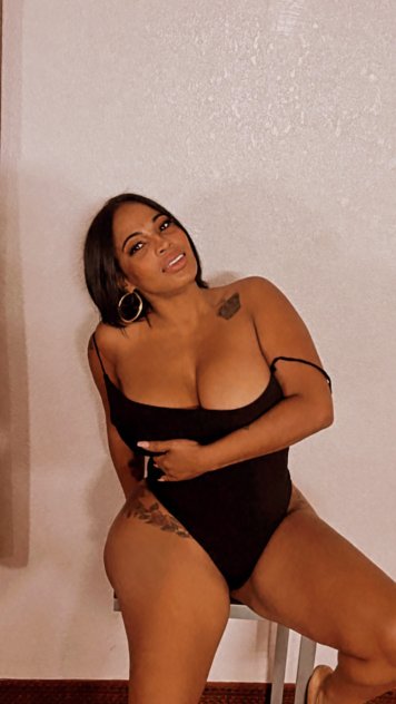 Sexy and sweet Latin girl in you city