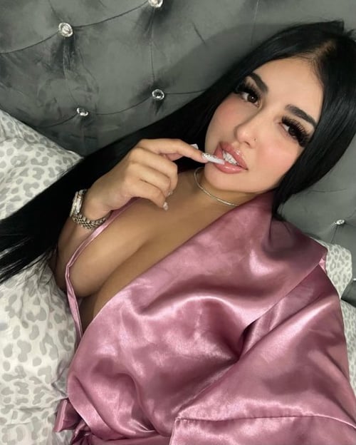 Latina Bombshell💣