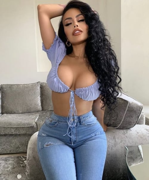 I’m available💜 for fun🥵❤️🔥 both incall and outcall service🤩🥵👻::hellecrue
