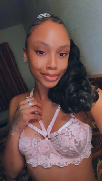 100% REAL 💋Sexy,I'm available for both incall or outcall text me baby