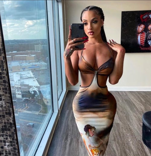 BIGGEST TITTIES AND ASS
