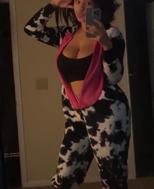 Escort down for fuck add me on IG toutoday87 or text me on +1 860-264-104
