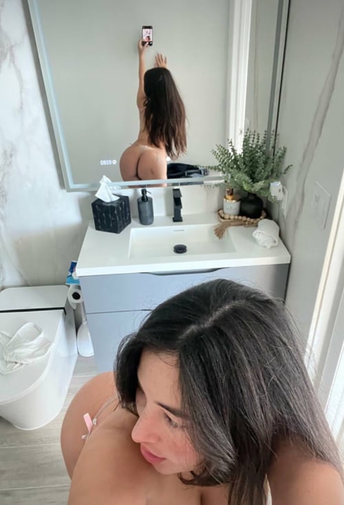 Down too meet up….incall or outcall