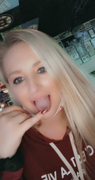 Hot & Ready to come over an have fun