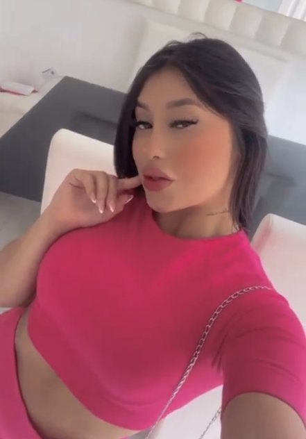 I'm available for hookup both cardate,incall and outcall😍