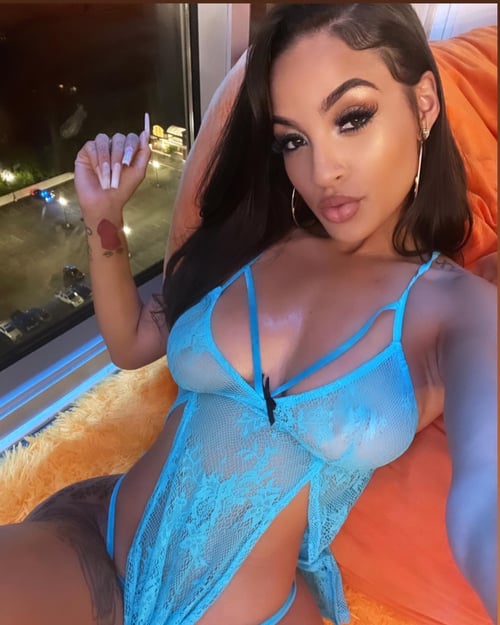 I’m Naughty🔥😴 and horny🤤😚🤤💦💦🍆 let’s have a good time