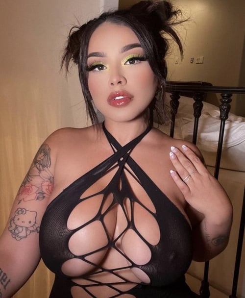 Sexy girl available for both service