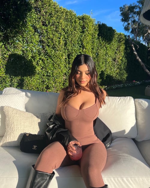 All Natural Sexy Sweetheart 🌹 Let me fulfill your wishes💕 I luv cum 🤤