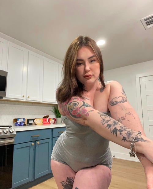I AM AVAILABLE FOR BOTH INCALL AND OUTCALL SERVICE