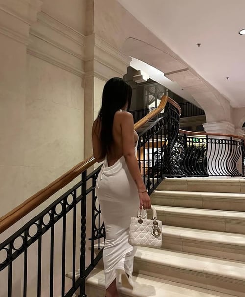 I am always in a cheerful mood and always creamy Dont hesitate to text me🥰🥰