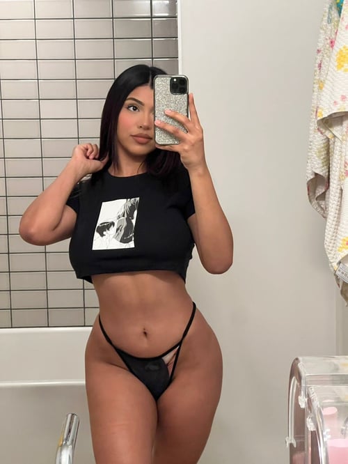 Available For Hookup And Escort Service