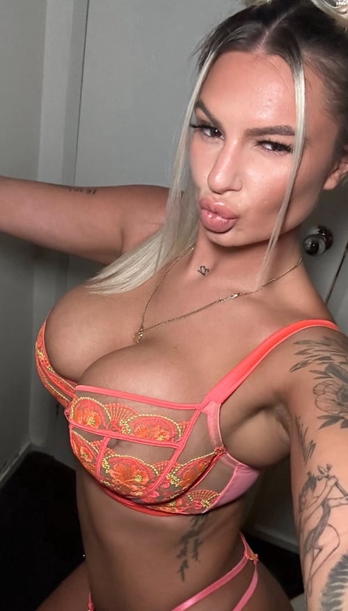 VERY NASTY ESCORT GIRL IN TOWN 💋✅✅🔞👅👅💦