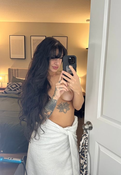 DOWN FOR FUN AND DRUG 👅 cell-8402199158,snap-rosemarie_cresp,Tg-@sandrajeff2024