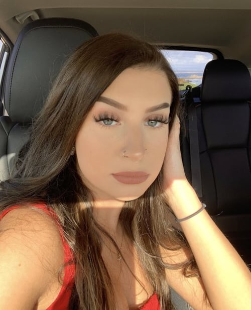 I’m available for both incall and outcall for long hole fun 🥰❤️❤️