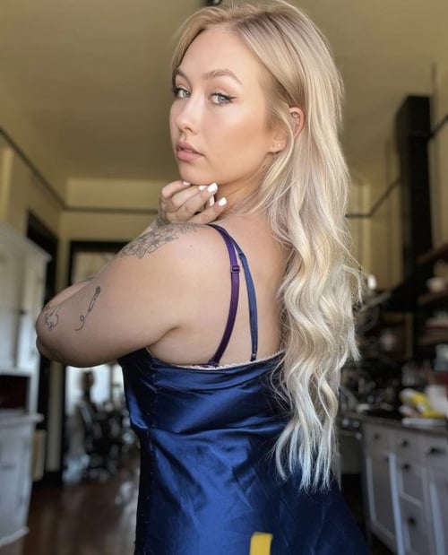I’m available for hookup and FaceTime fun🤭🥰