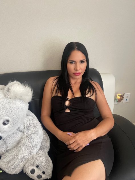 Latina cuban