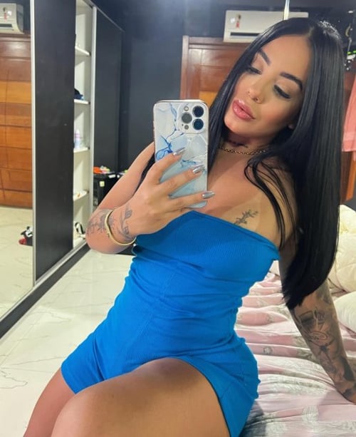 I’m available and 100 percent honest, real, genuine. No games, horny,
