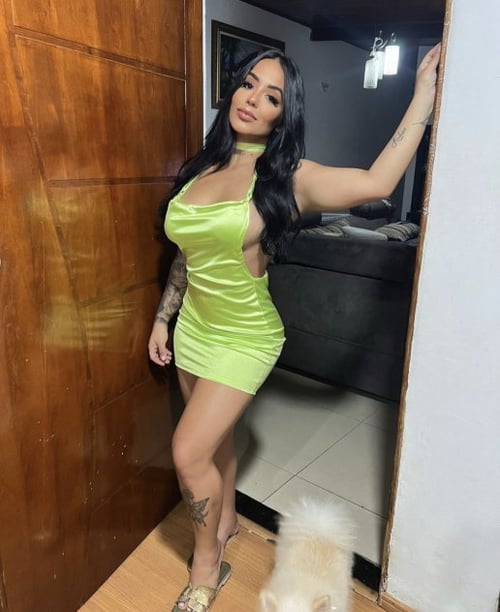 I’m available and 100 percent honest, real, genuine. No games, horny,