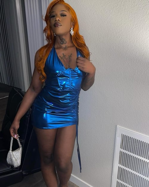 HORNY AND WET💦🤤CLEAN T!TS AND PUS$Y👅😻 DDF❤️😍