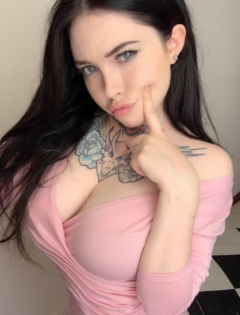 READY💦🍆TO MAKE YOU CUM🍑🍆 MORE THAN ,IM HORNY😩 AND SUPER WET CLEAN