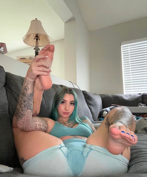 HOOKUP SEX AND GIVE BODY MASSAGE AND SELL ALL TYPES OF DRUGS😜😜💜🍆🍆🍆