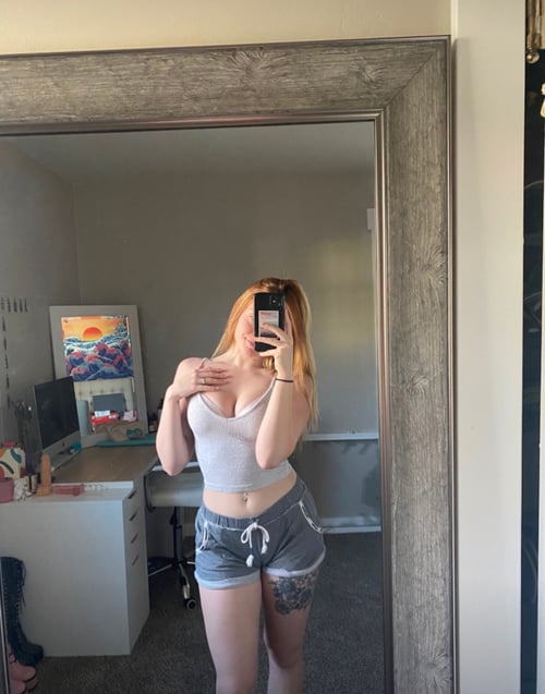 I am down to fuck 🍌and 100%😝available, text me: +1 619-418-2275