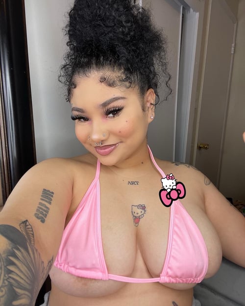 HMU for fun, games & naughty stuffs. Hardcore, 69, breastfuck, head and doggy