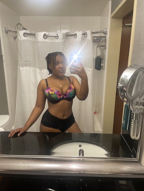 All Natural 🍑💦 Let me please you 😘