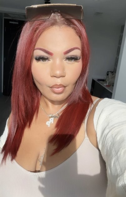 Upscale Bombshell Companion
