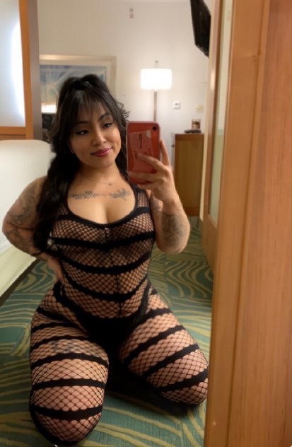 Chiquita Bonita *NEW NUMBER* Exotic Foreign4’9” Petite