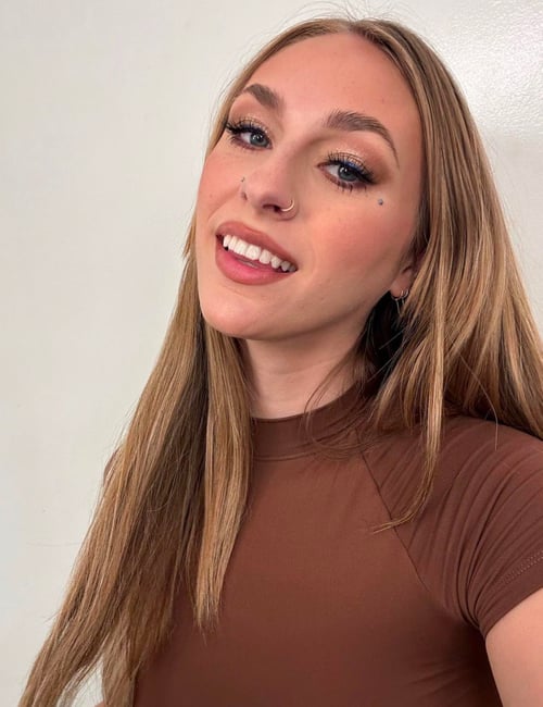 Down for fun?Telegram: @angela1098 or text: +14173960789 IG:angeljoness1208 🍑