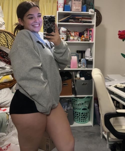 I’m Available to hook up 24/7 Hook up with Sarah