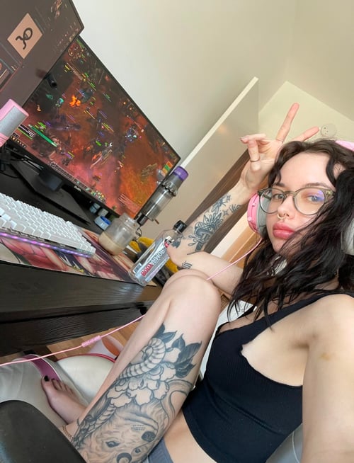 Ready to have fun HMU now on SC: @petite226 or IG: @lexiparker009 or you can text me +1(332)288-4723