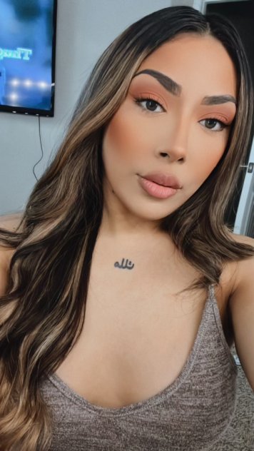 Petite Persian Queen 👸🏻