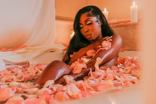 Your Foreign Fantasy 💦 Outcalls /FT show! Fetish ok, 2girl, Massages!