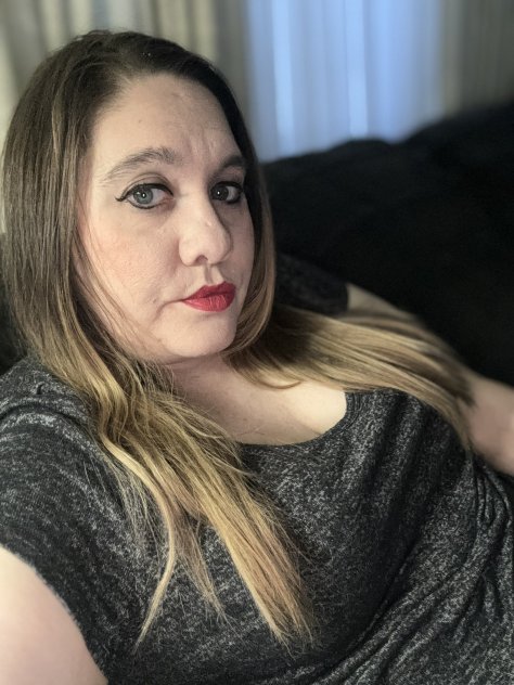 available for incall&outcall service🍆🥵💋