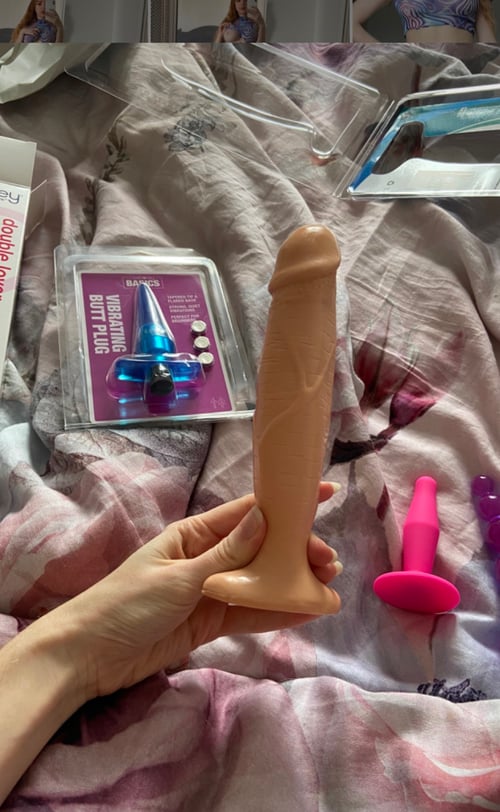 Accept cash ✅ Wet 💦 juicy pusssy🍑and party to satisfy u 👅